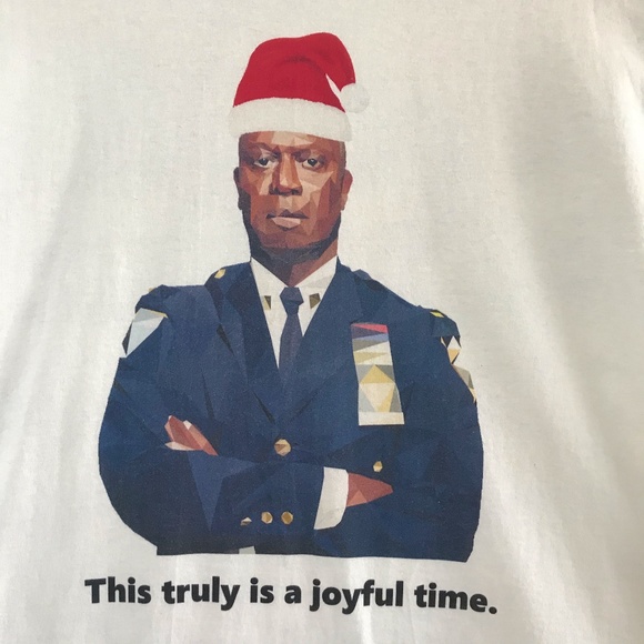 Gildan Tops - Christmas tee! Captain Holt Brooklyn in Santa hat